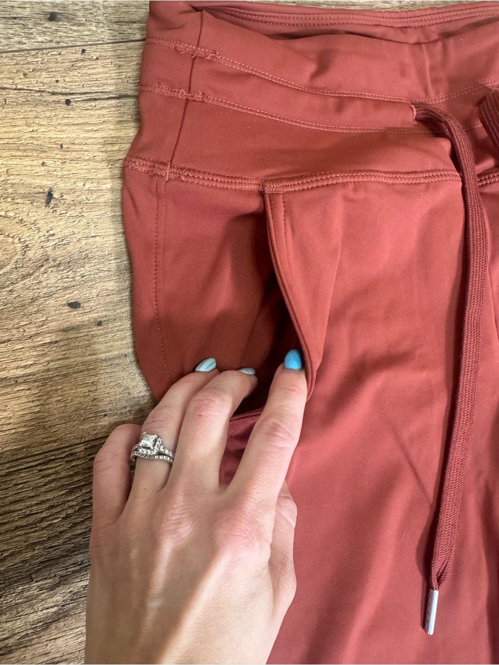 Halara Rust Joggers - Picture 6 of 7